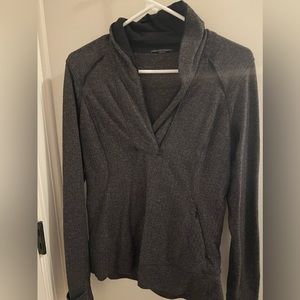 Lululemon Pullover Quarter Zip - Size 8
